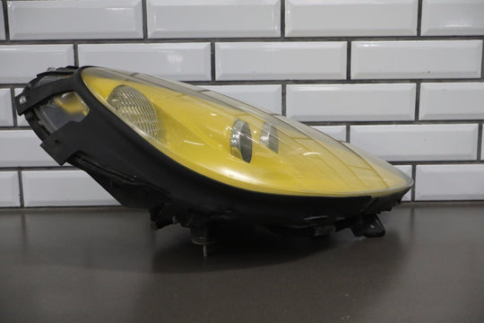 2005 - 2013 Chevrolet Corvette Base Headlamp Pair 20789681