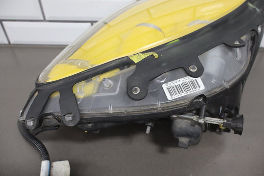 2005 - 2013 Chevrolet Corvette Base Headlamp Pair 20789681