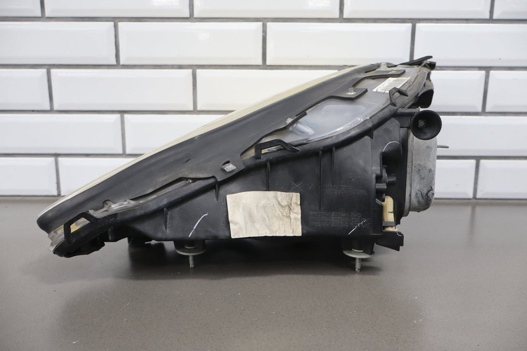 2005 - 2013 Chevrolet Corvette Base Headlamp Pair 20789681