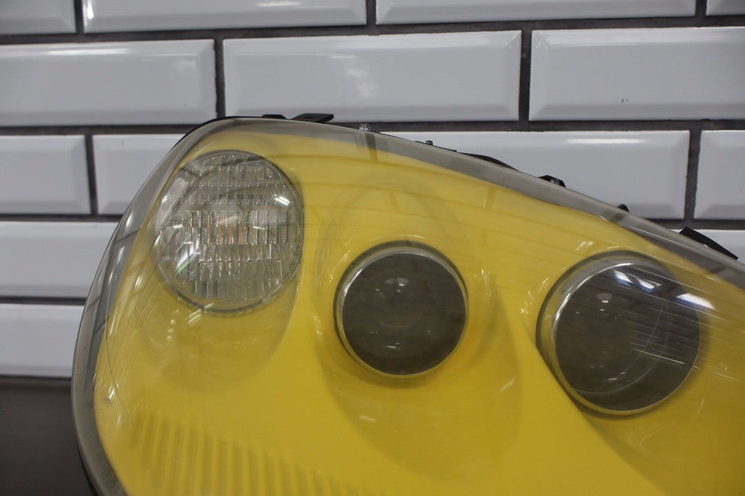 2005 - 2013 Chevrolet Corvette Base Headlamp Pair 20789681