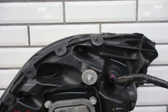 2005 - 2013 Chevrolet Corvette Base Headlamp Pair 20789681
