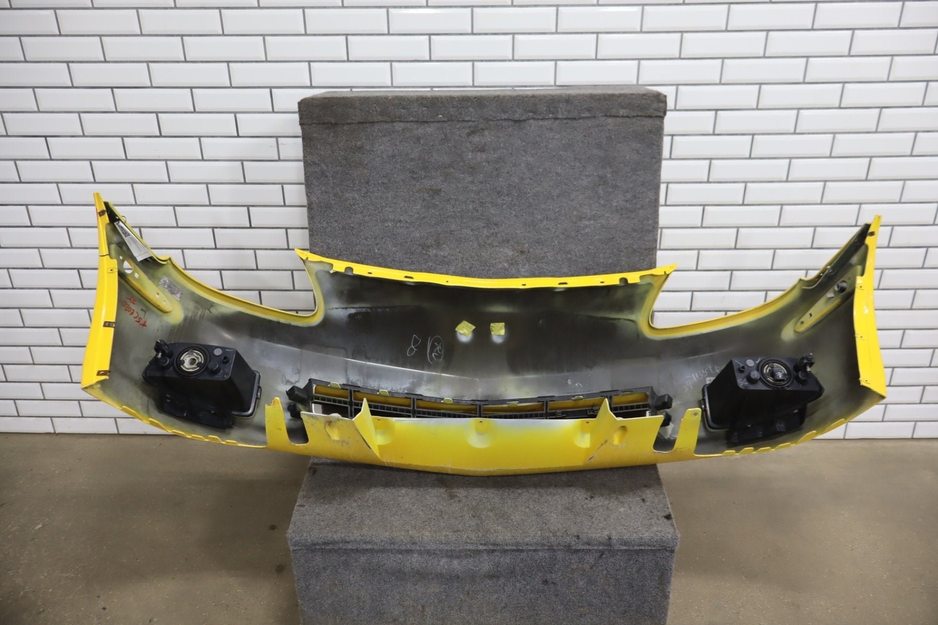 2005-2013 Chevrolet Corvette C6 Base Front Bumper Millennium Yellow 79-Damage