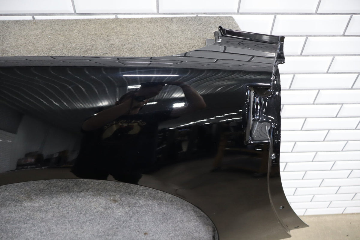 2005-2013 Chevrolet Corvette C6 Coupe Right Quarter Panel Black 41