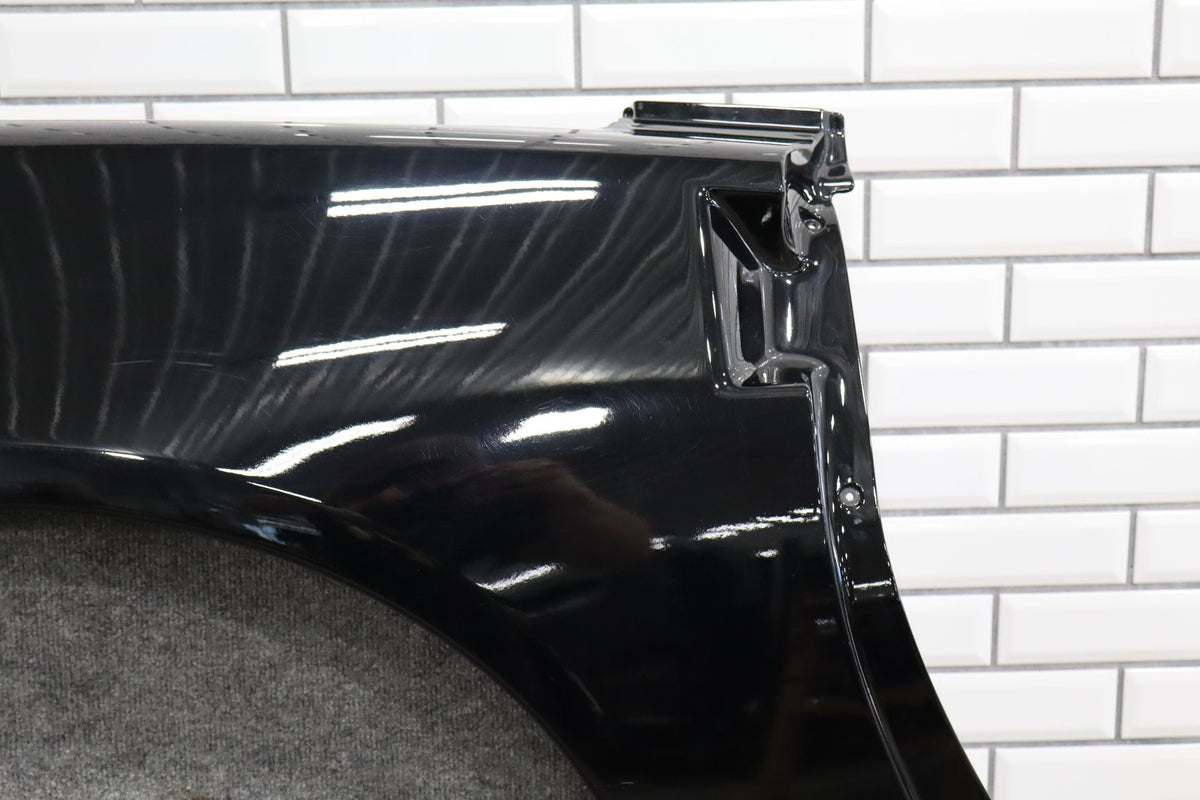 2005-2013 Chevrolet Corvette C6 Coupe Right Quarter Panel Black 41