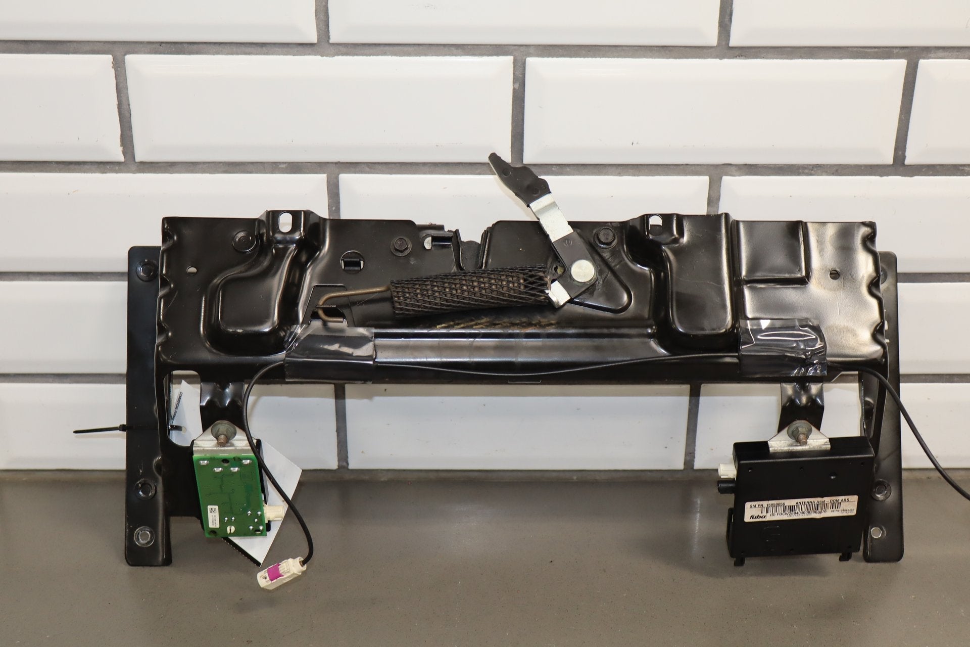 2005-2013 Chevrolet Corvette C6 Coupe- Trunk/ Deck Lid Latch Actuator