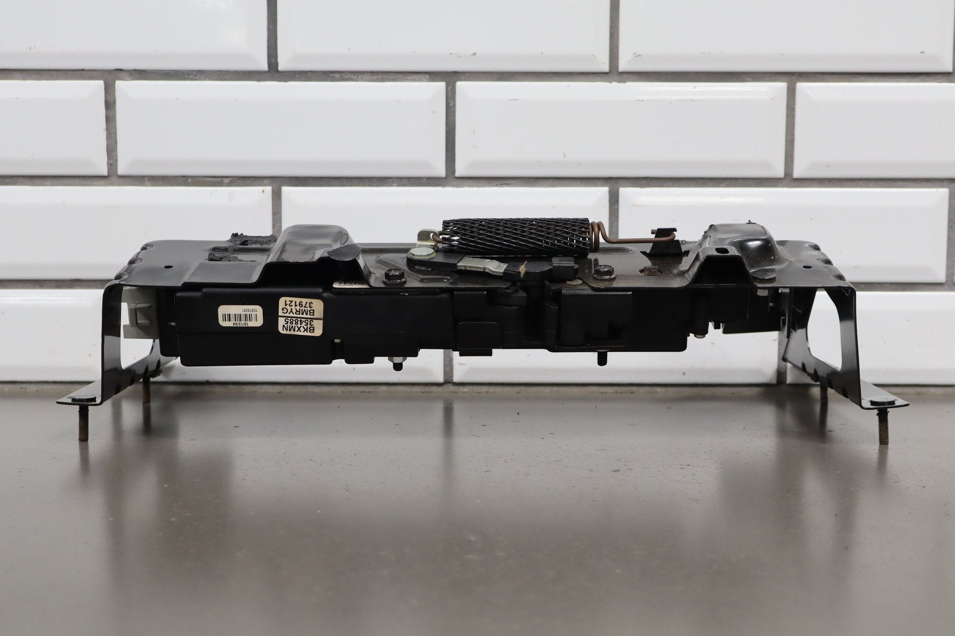 2005-2013 Chevrolet Corvette C6 Coupe- Trunk/ Deck Lid Latch Actuator