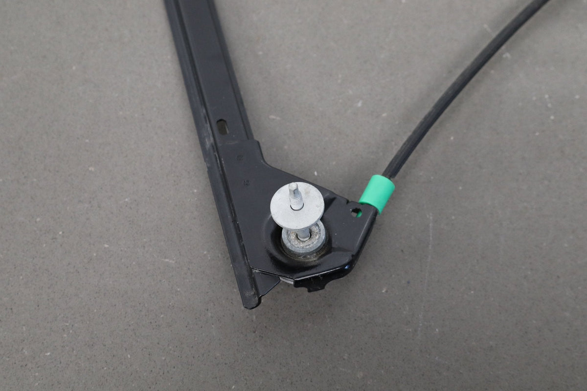 2005-2013 Chevrolet Corvette C6 Driver Left Front Door Regulator OEM 22895755