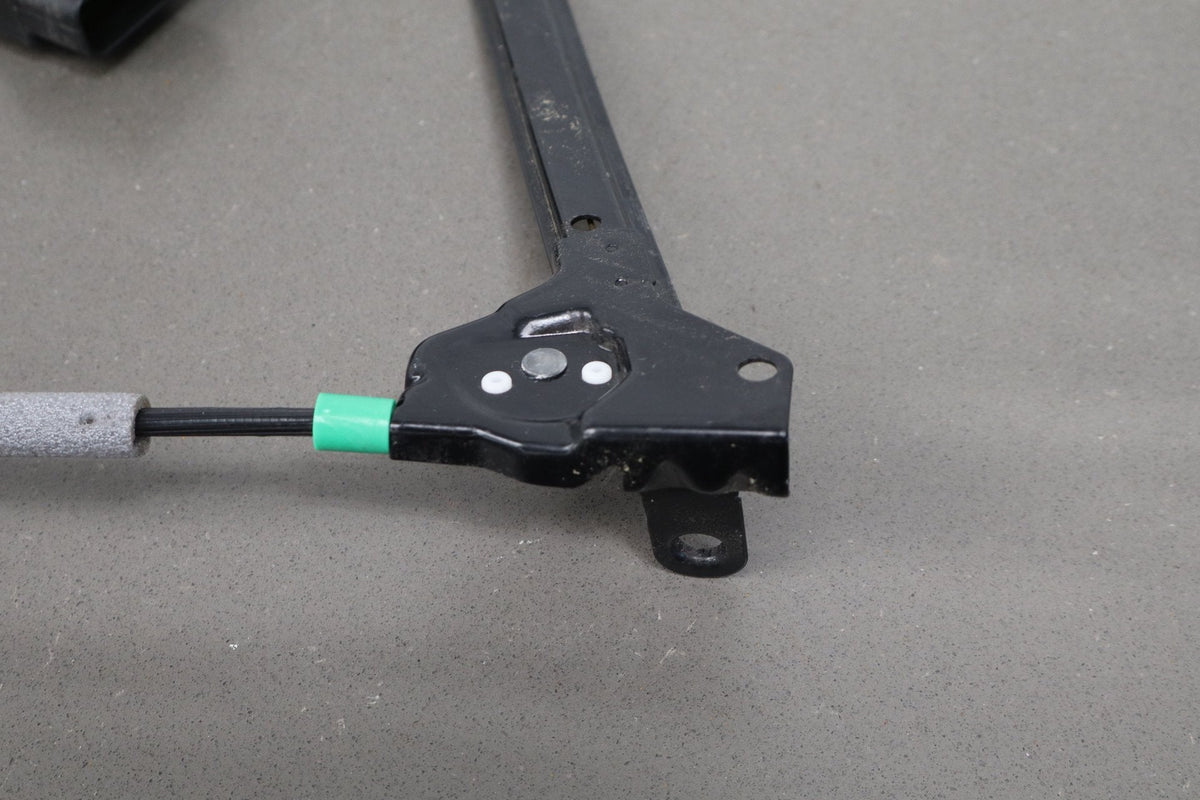 2005-2013 Chevrolet Corvette C6 Driver Left Front Door Regulator OEM 22895755