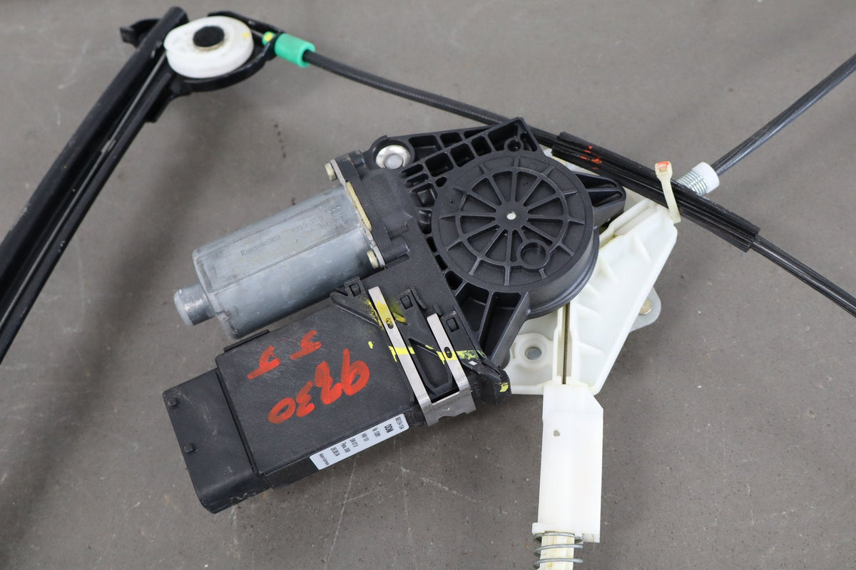2005-2013 Chevrolet Corvette C6 Driver Left Front Door Regulator OEM 22895755