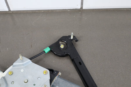 2005-2013 Chevrolet Corvette C6 Driver Left Front Door Regulator OEM 22895755