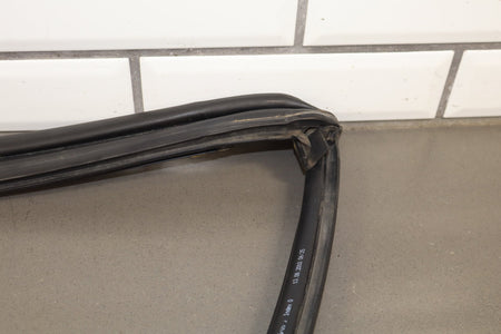 2005-2013 Chevrolet Corvette C6 Front Windshield Frame Seal Gasket