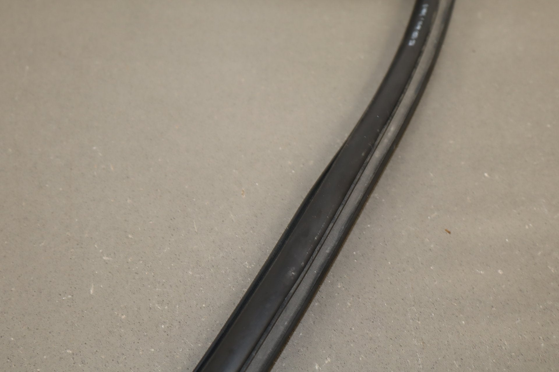 2005-2013 Chevrolet Corvette C6 Front Windshield Frame Seal Gasket