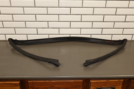 2005-2013 Chevrolet Corvette C6 Front Windshield Frame Seal Gasket