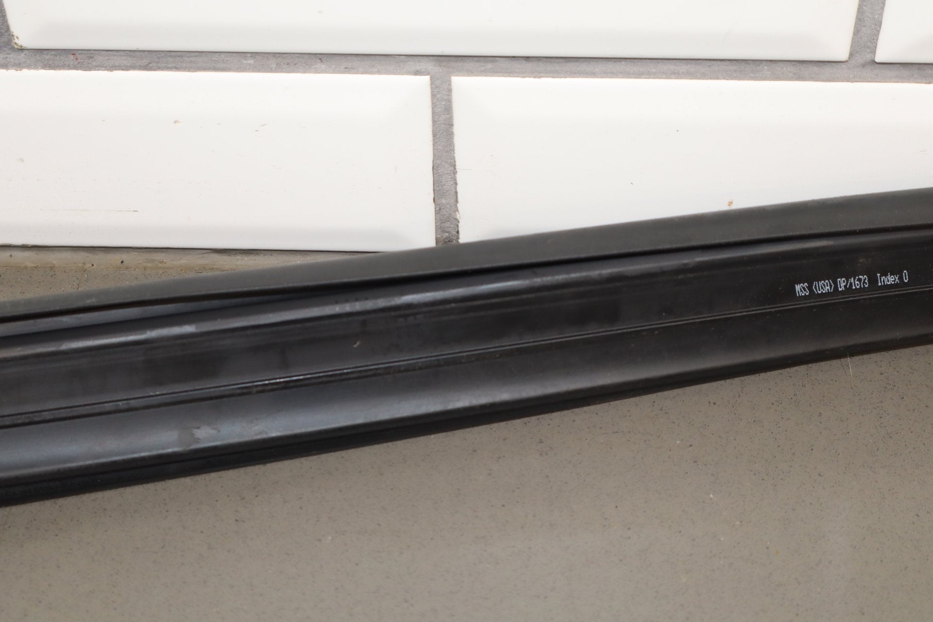 2005-2013 Chevrolet Corvette C6 Front Windshield Frame Seal Gasket