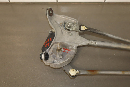 2005 - 2013 Chevrolet Corvette C6 - Front Wiper Transmission & Motor