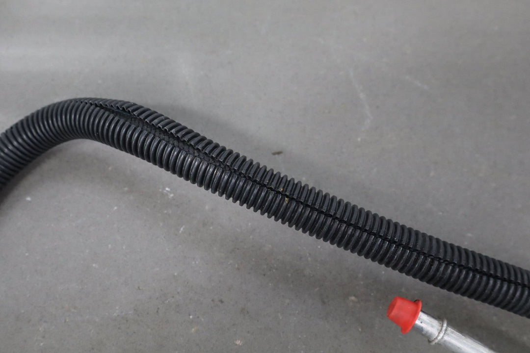 2005 - 2013 Chevrolet Corvette C6 - Fuel Line From Pump 19431777