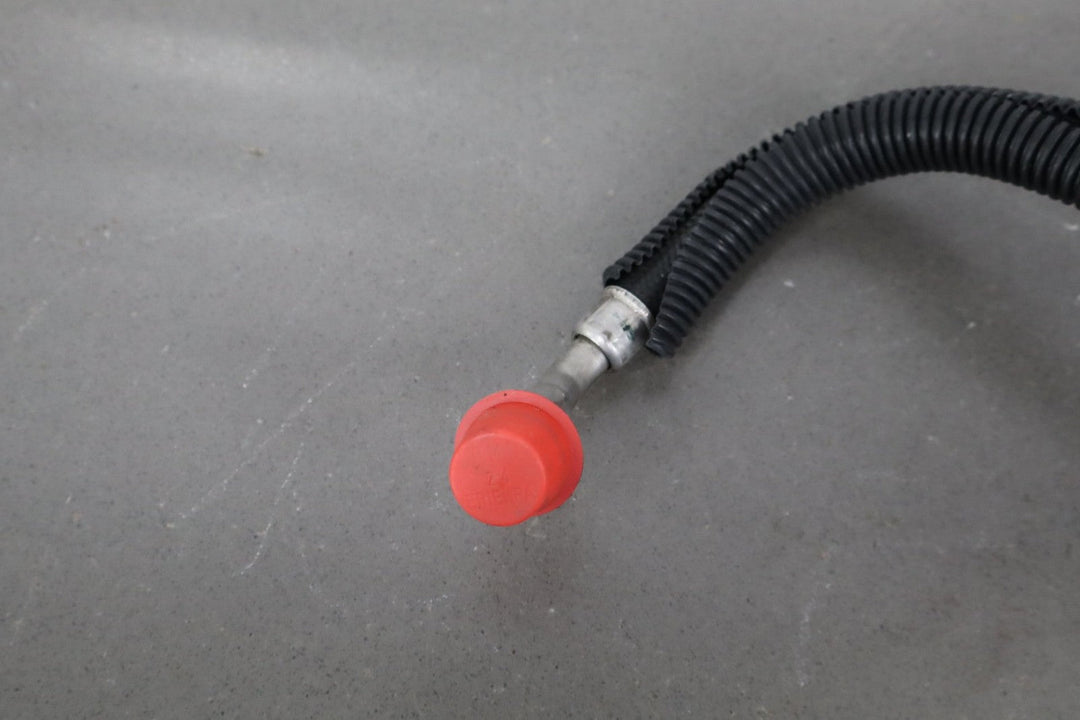 2005 - 2013 Chevrolet Corvette C6 - Fuel Line From Pump 19431777