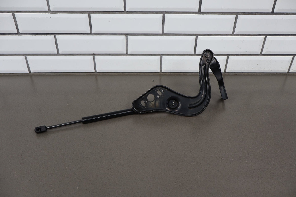 2005-2013 Chevrolet Corvette C6 - Hood Hinges Pair