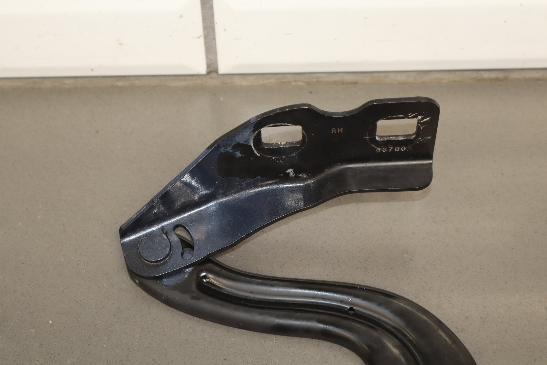2005-2013 Chevrolet Corvette C6- Hood Hinges Pair