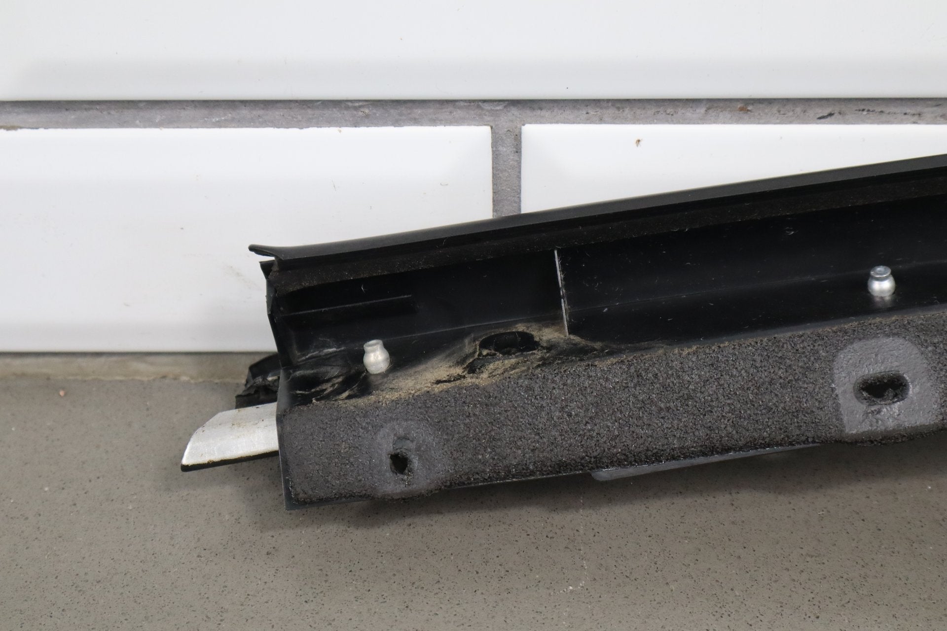 2005-2013 Chevrolet Corvette C6- Left Exterior A Pillar Trim Applique