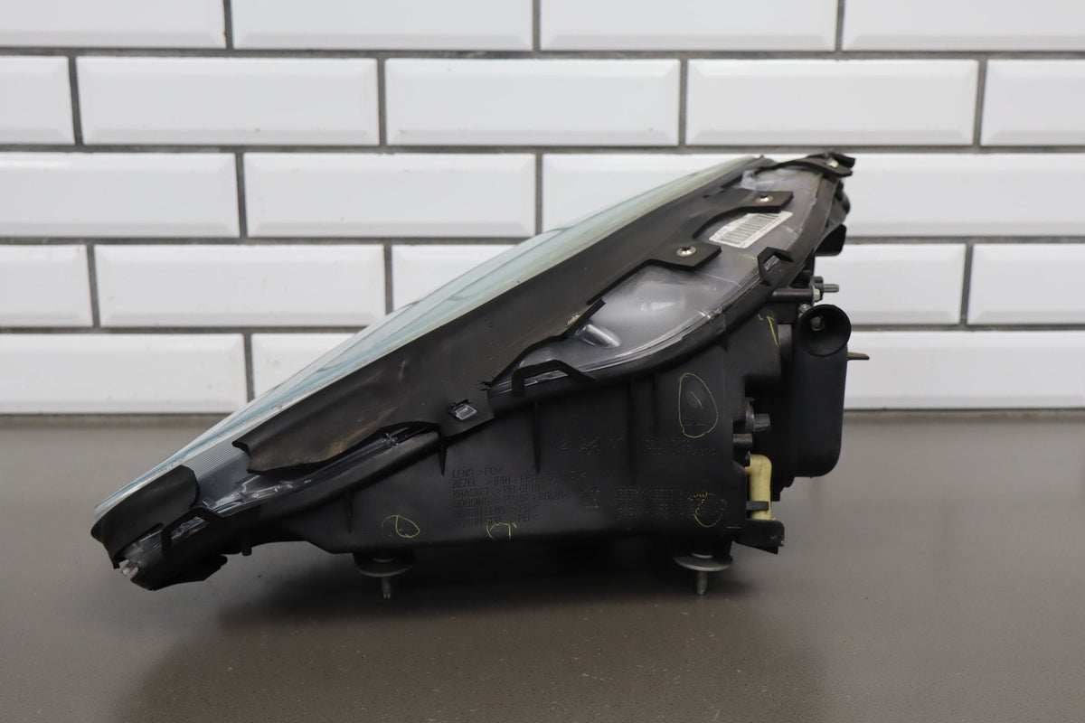 2005-2013 Chevrolet Corvette C6 Passenger Right Headlamp Black 41