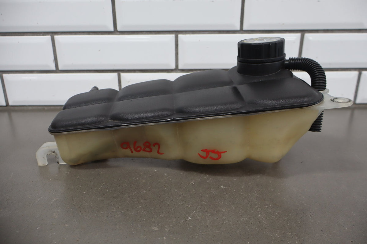 2005-2013 Chevrolet Corvette C6- Radiator Coolant Overflow Bottle 10304487
