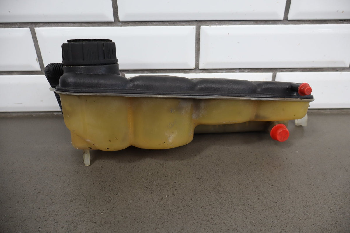 2005-2013 Chevrolet Corvette C6 - Radiator Coolant Overflow Bottle 10304487