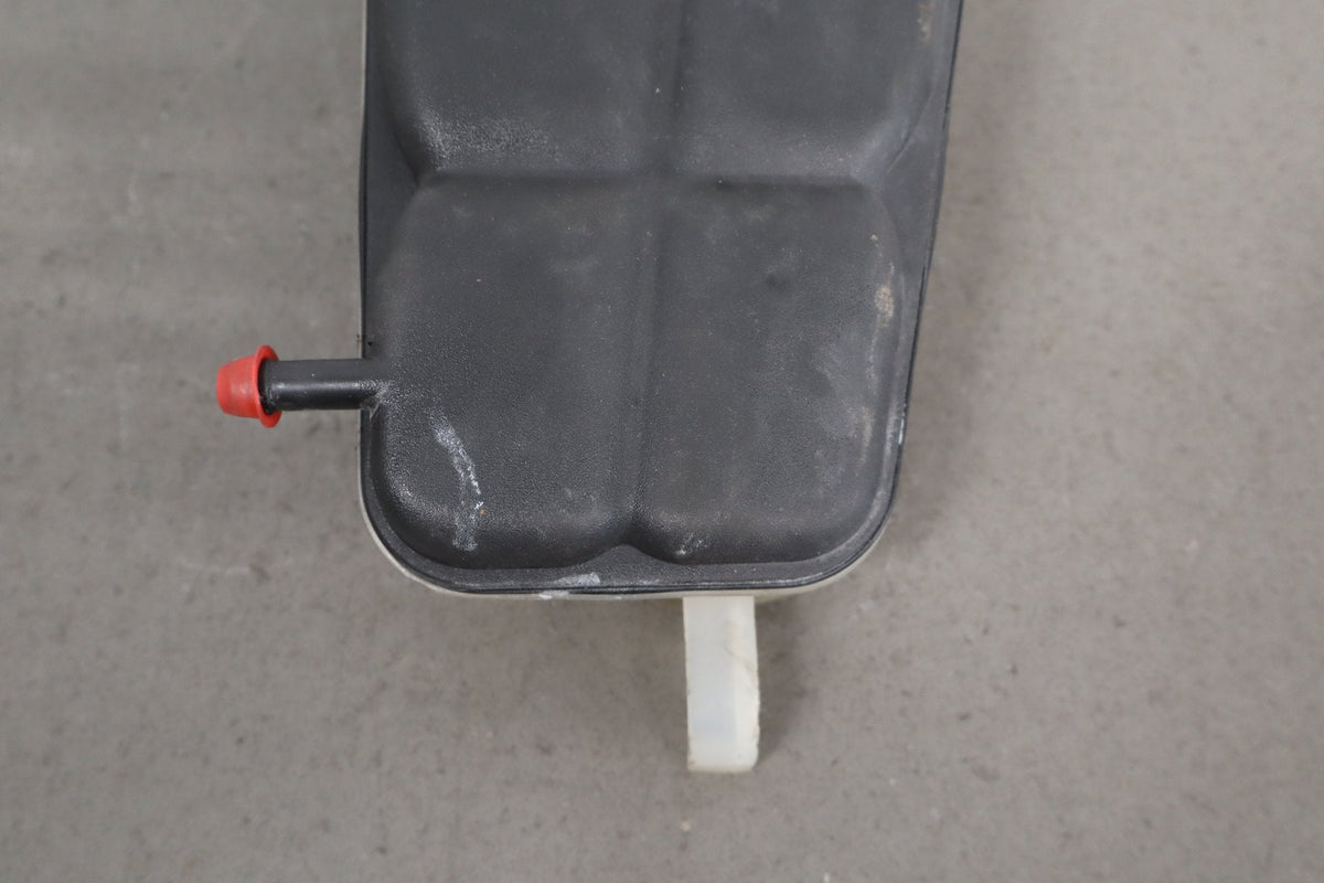 2005-2013 Chevrolet Corvette C6 - Radiator Coolant Overflow Bottle 10304487