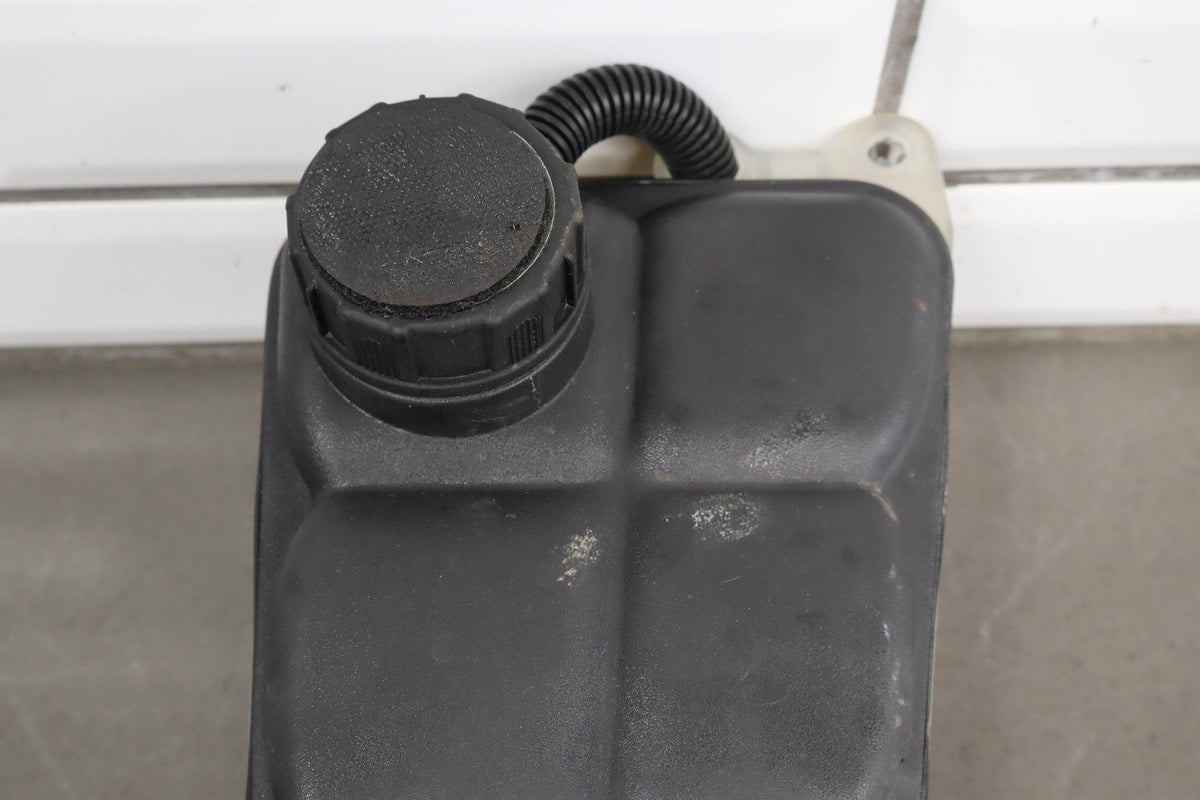 2005-2013 Chevrolet Corvette C6 - Radiator Coolant Overflow Bottle 10304487