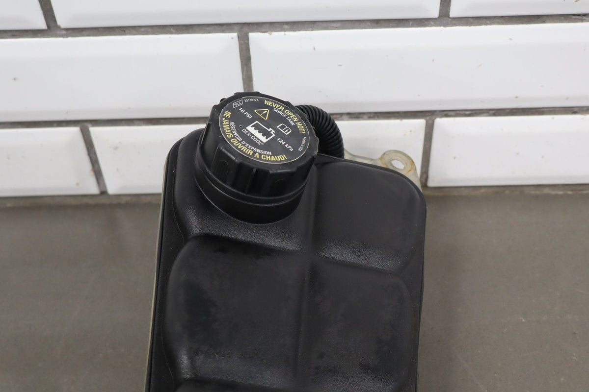 2005-2013 Chevrolet Corvette C6 - Radiator Coolant Overflow Bottle 10304487
