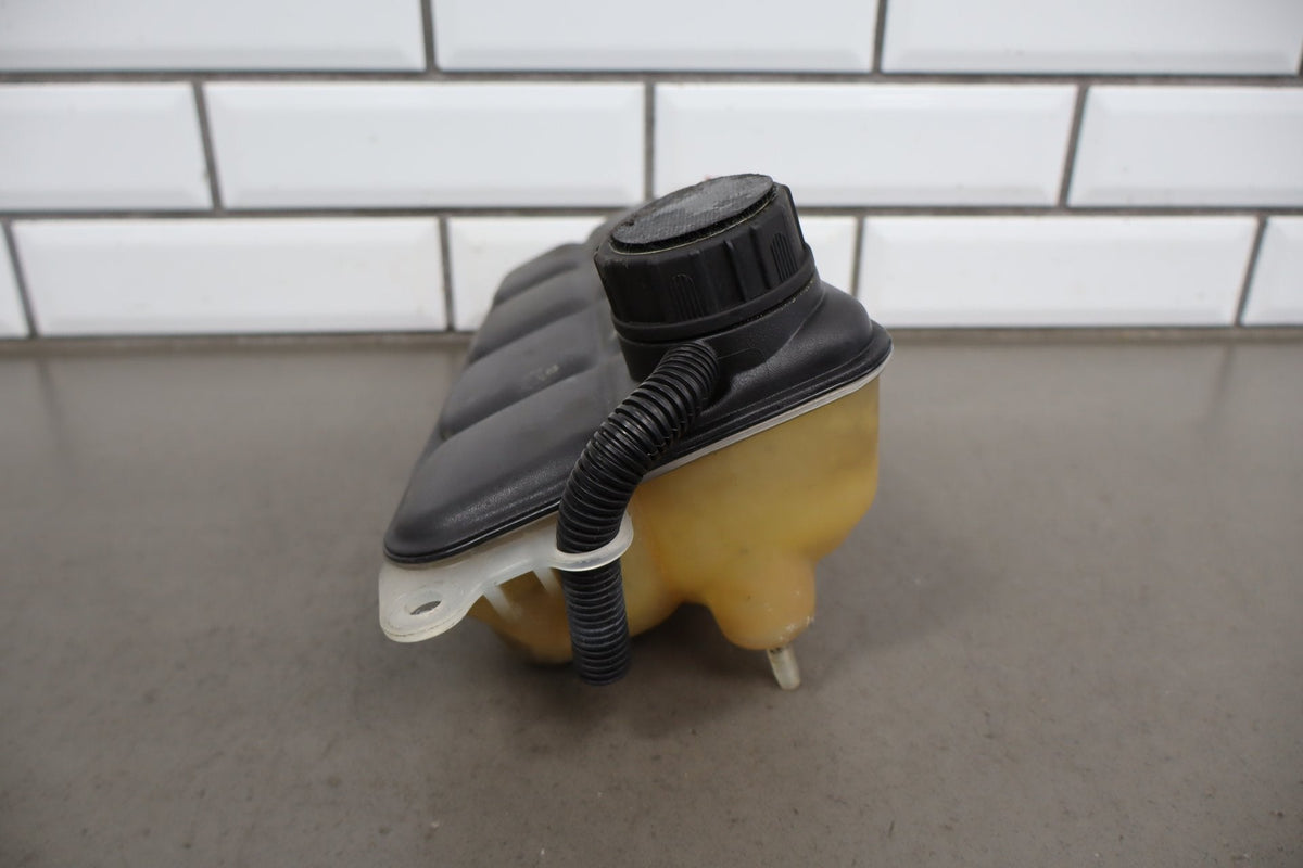 2005-2013 Chevrolet Corvette C6 - Radiator Coolant Overflow Bottle 10304487