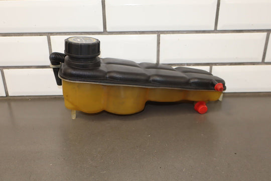 2005 - 2013 Chevrolet Corvette C6 - Radiator Coolant Overflow Bottle 10304487