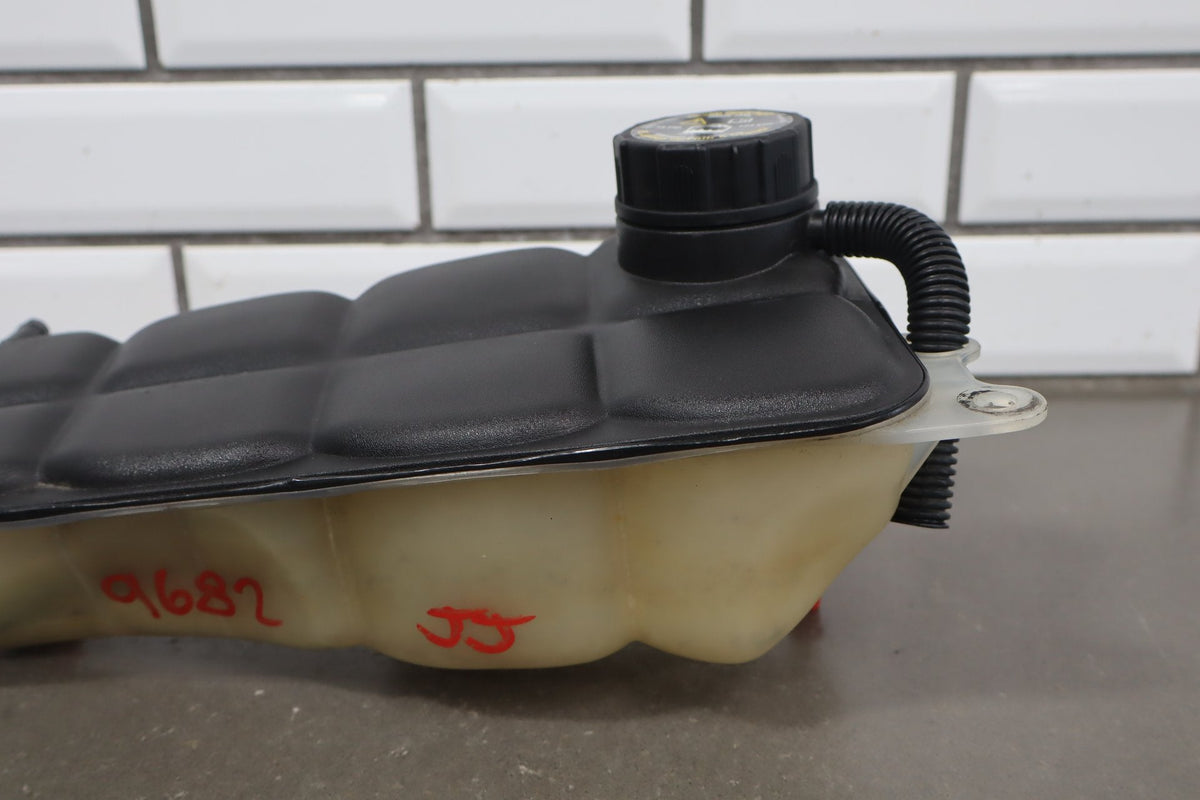 2005-2013 Chevrolet Corvette C6- Radiator Coolant Overflow Bottle 10304487