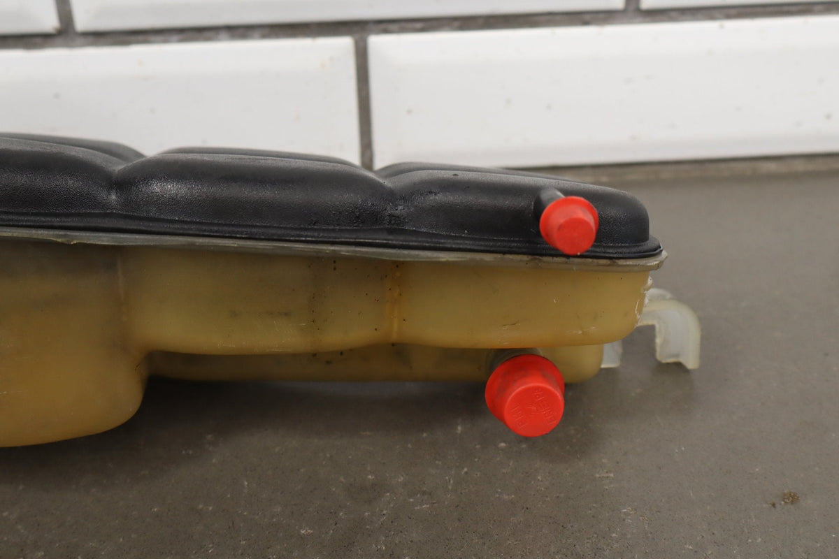 2005-2013 Chevrolet Corvette C6 - Radiator Coolant Overflow Bottle 10304487