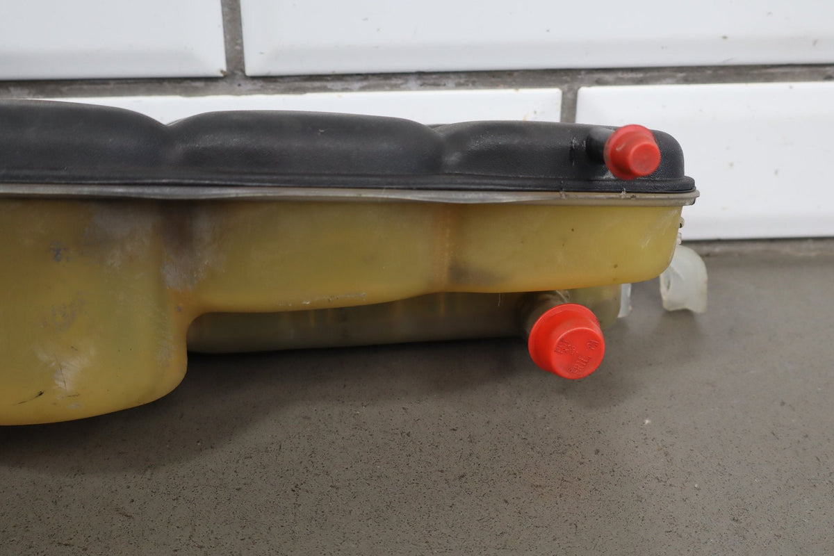 2005-2013 Chevrolet Corvette C6 - Radiator Coolant Overflow Bottle 10304487