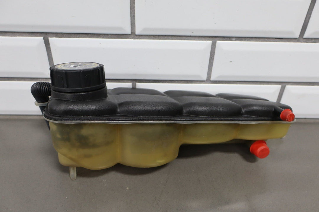 2005 - 2013 Chevrolet Corvette C6 - Radiator Coolant Overflow Bottle 10304487