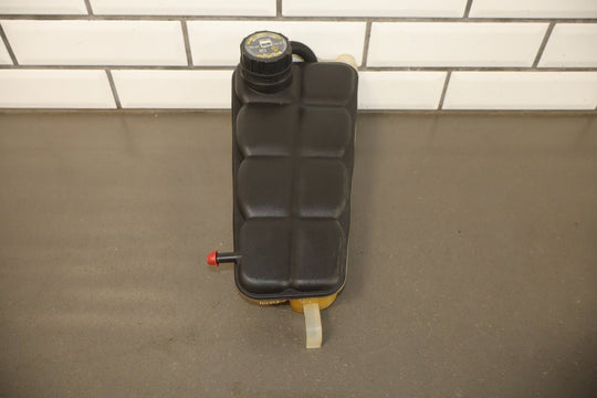 2005 - 2013 Chevrolet Corvette C6 - Radiator Coolant Overflow Bottle 10304487