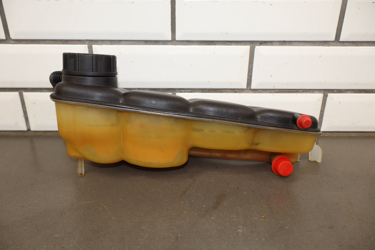 2005-2013 Chevrolet Corvette C6 - Radiator Coolant Overflow Bottle 10304487