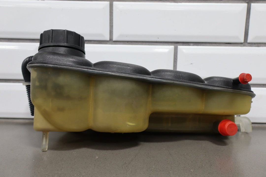 2005 - 2013 Chevrolet Corvette C6 - Radiator Coolant Overflow Bottle 10304487
