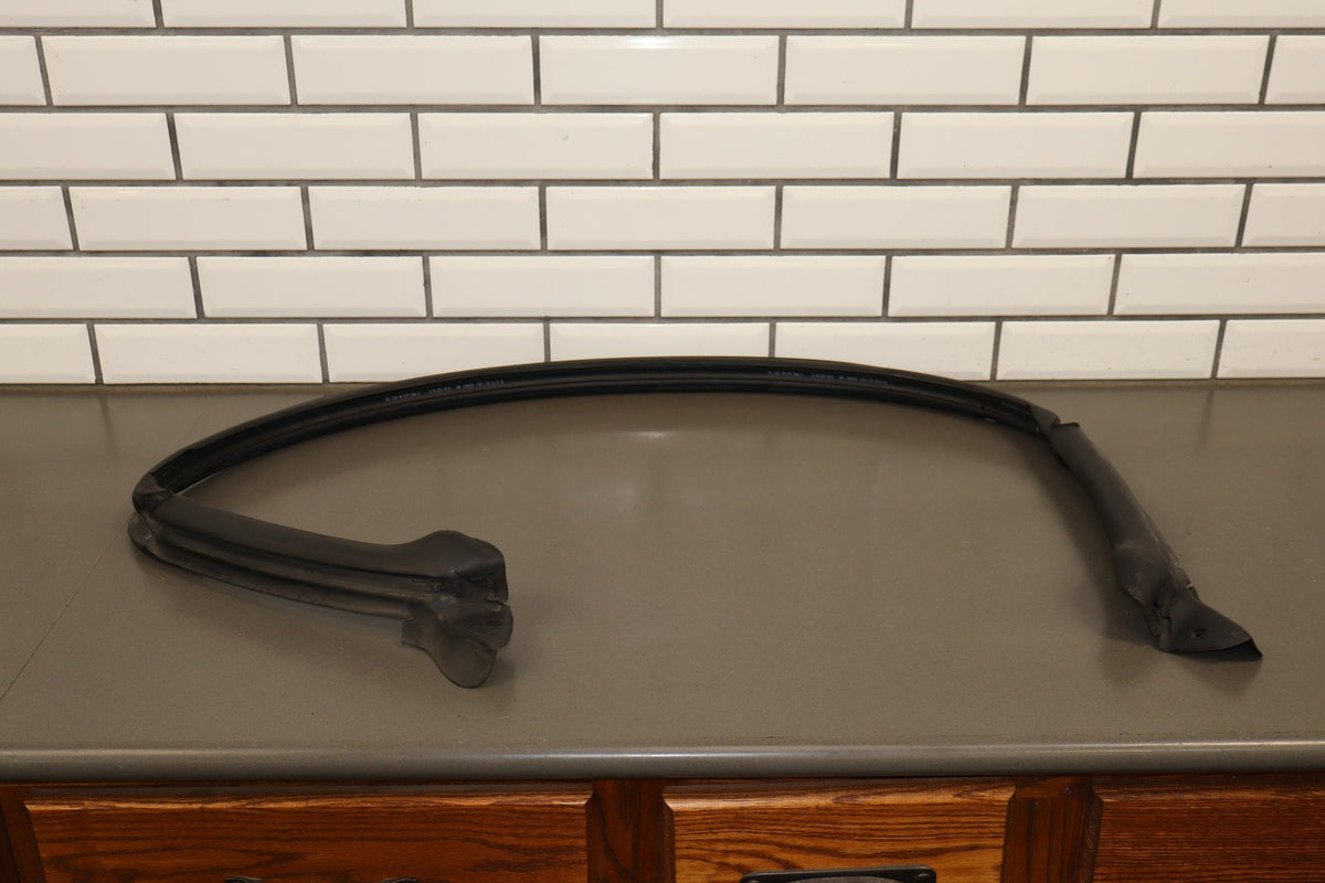 2005-2013 Chevrolet Corvette C6 Rear Targa Seal | On Body