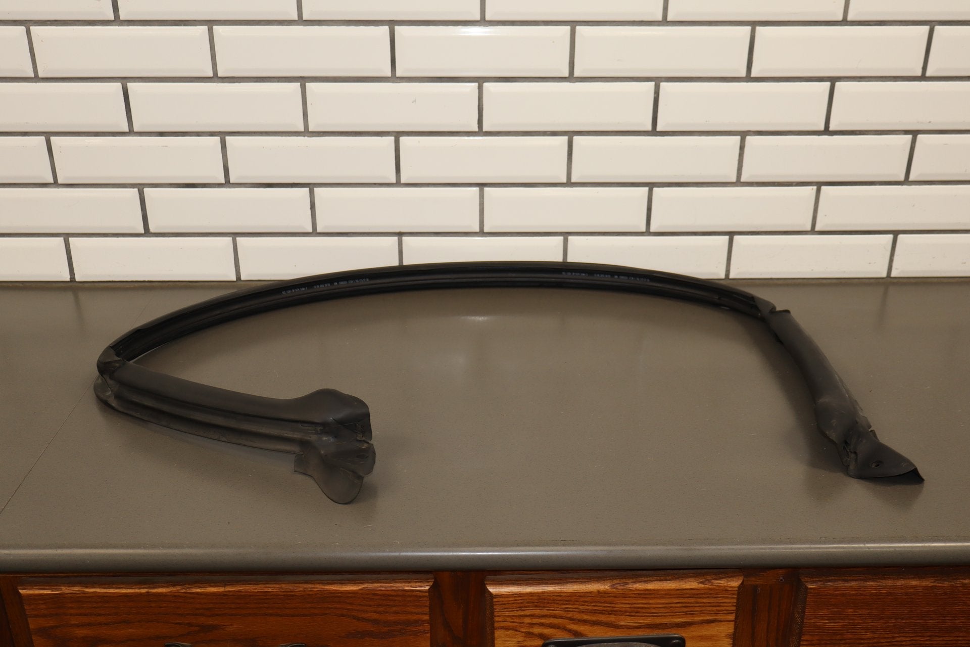 2005-2013 Chevrolet Corvette C6 Rear Targa Seal | On Body