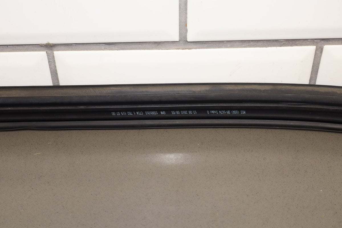2005-2013 Chevrolet Corvette C6 Rear Targa Seal | On Body