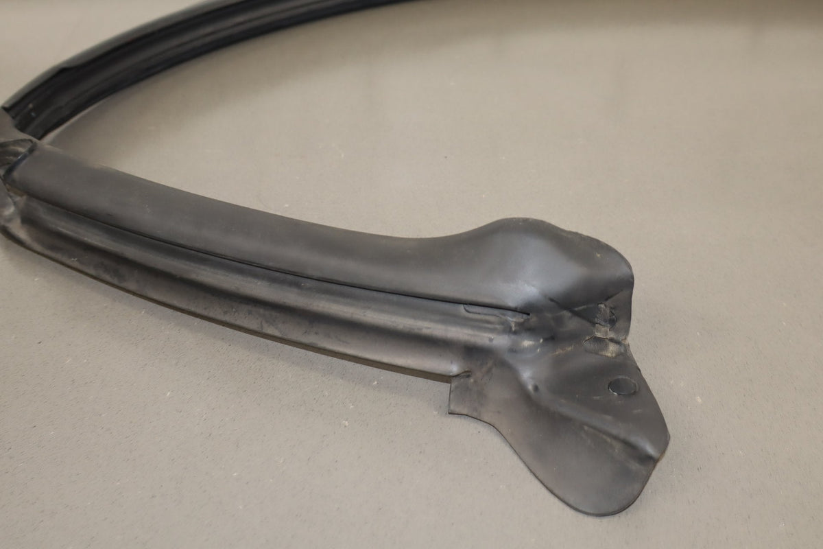 2005-2013 Chevrolet Corvette C6 Rear Targa Seal | On Body