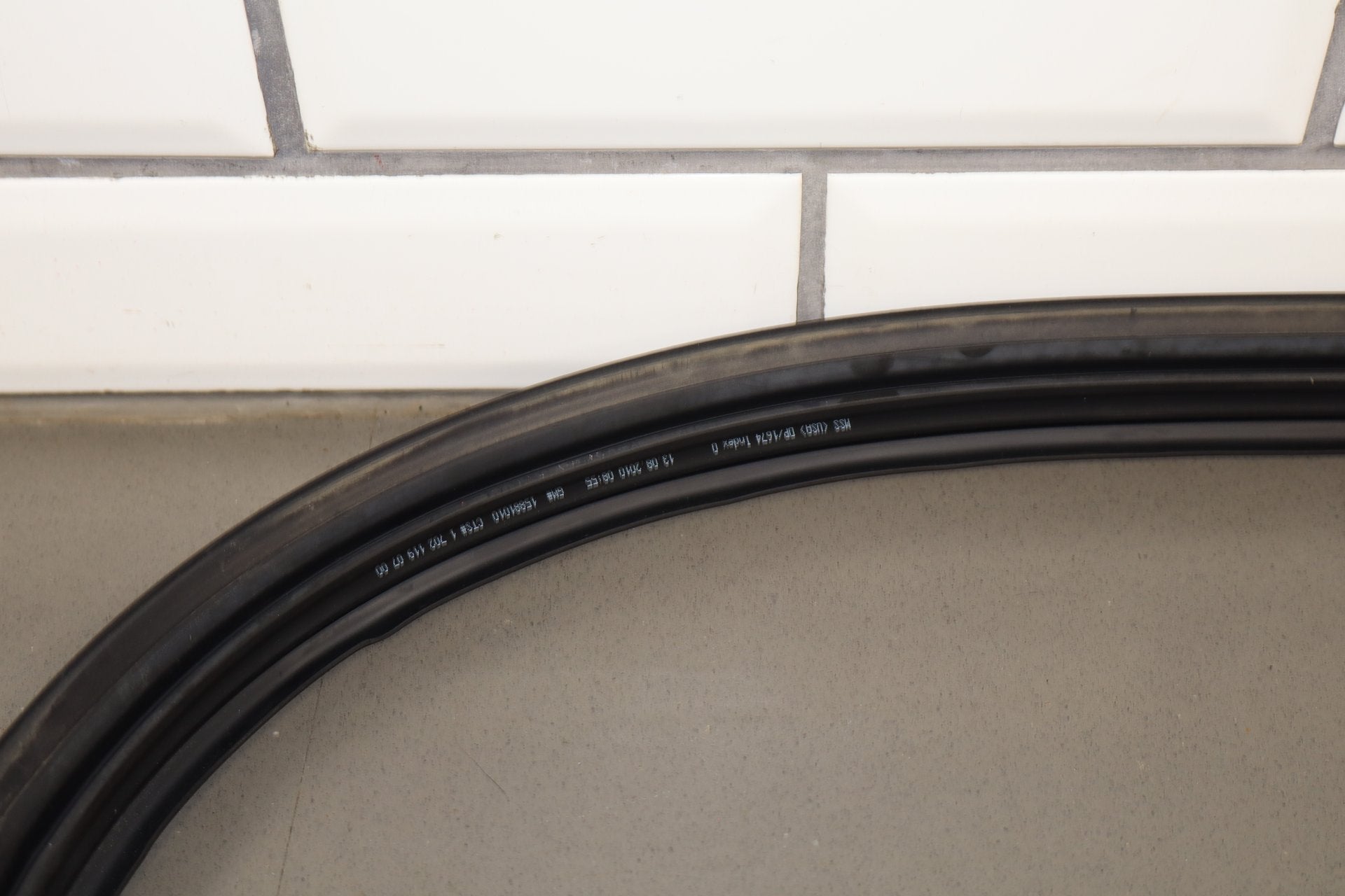 2005-2013 Chevrolet Corvette C6 Rear Targa Seal | On Body