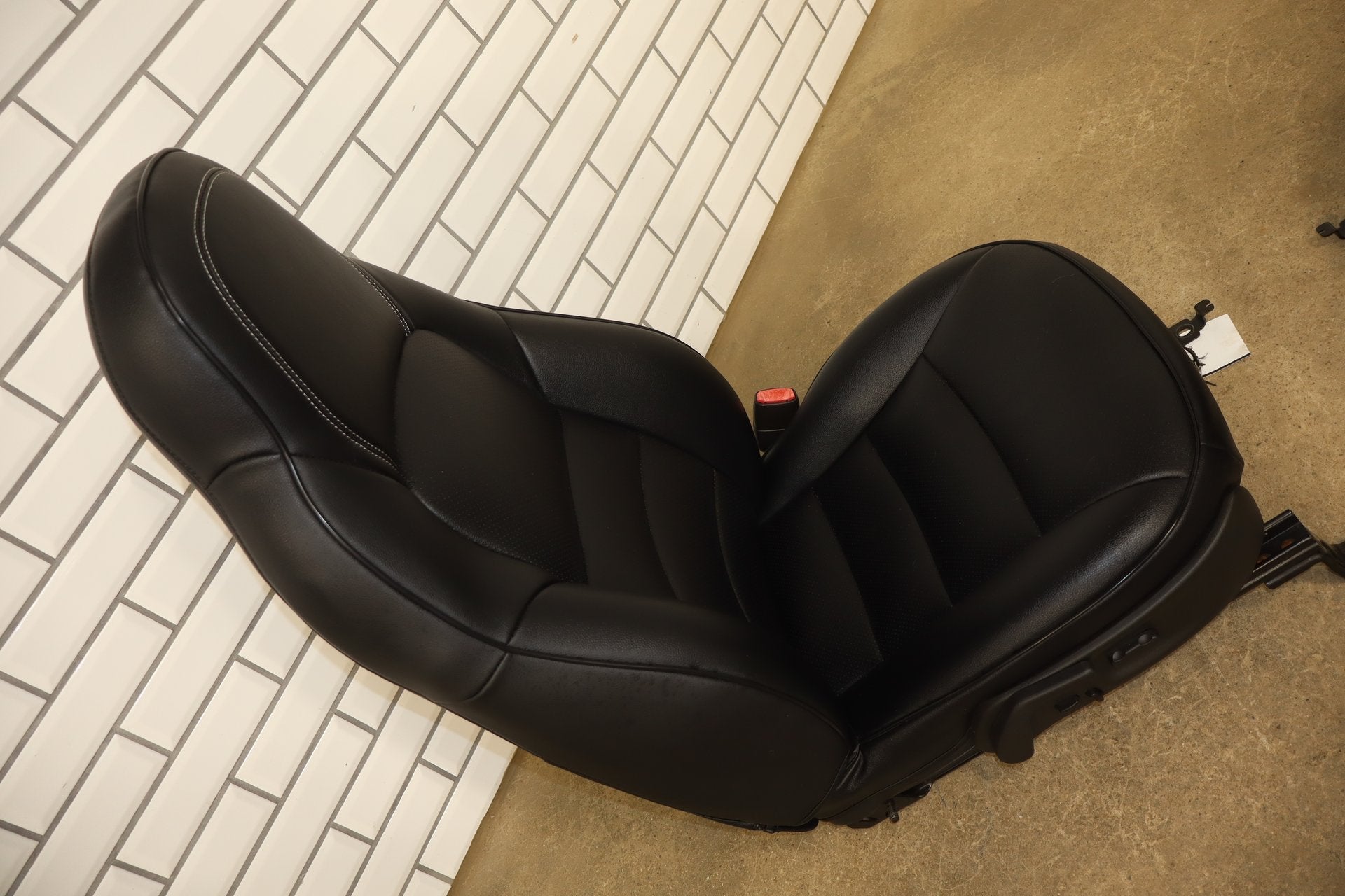 2005-2013 Chevrolet Corvette C6 Sport AQ9 Leather Seats Set Black 19