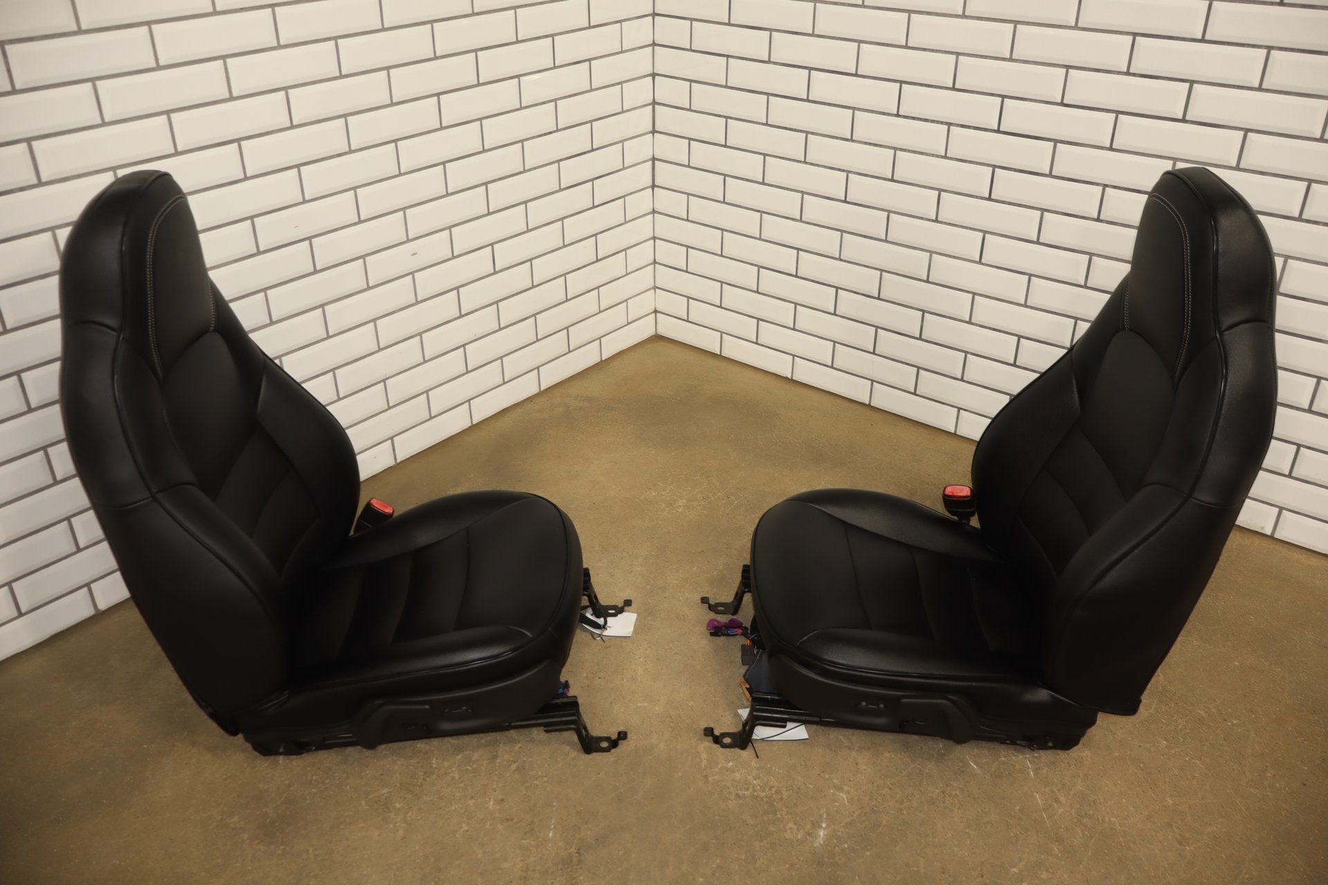 2005-2013 Chevrolet Corvette C6 Sport AQ9 Leather Seats Set Black 19