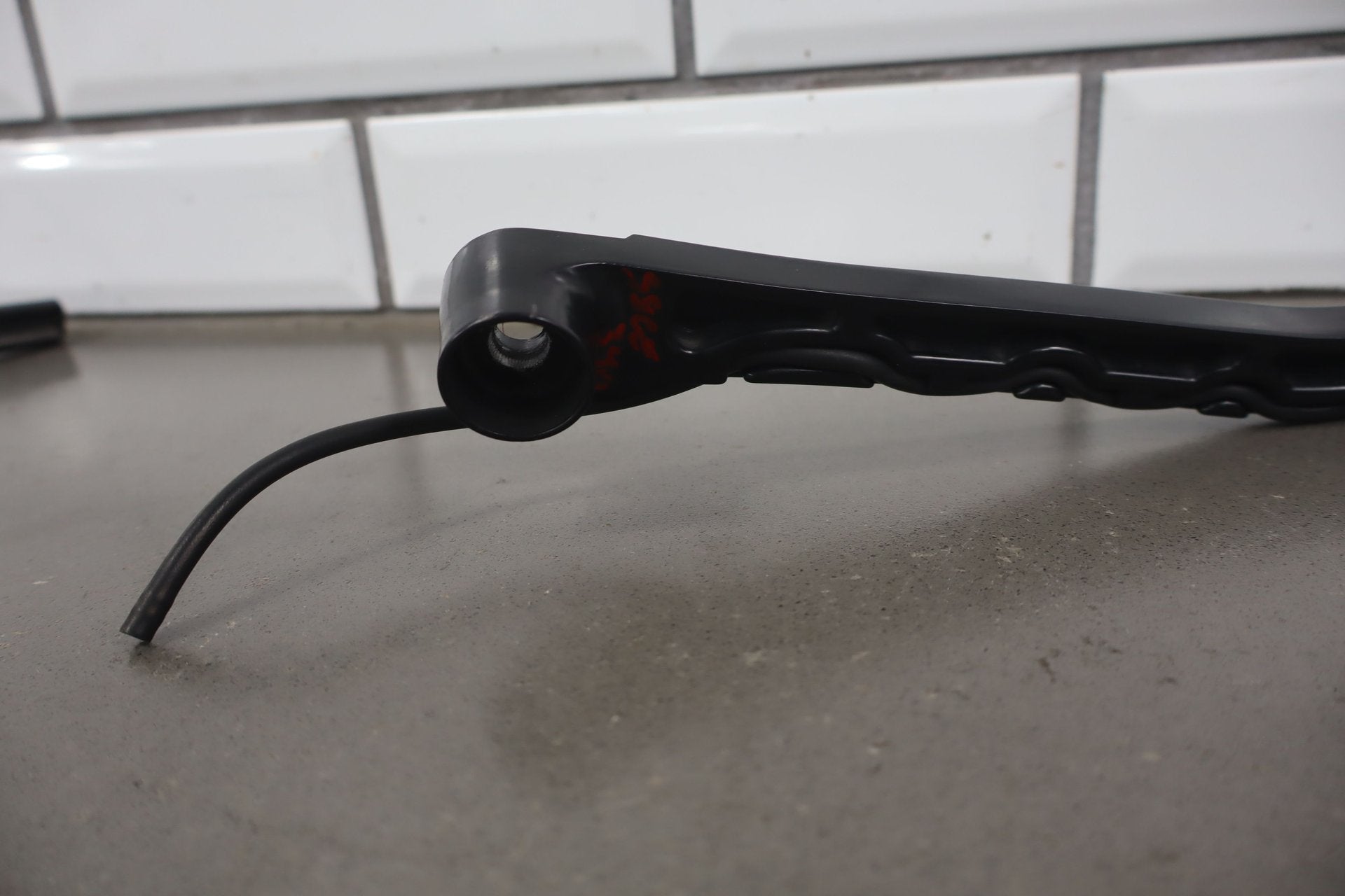 2005-2013 Chevrolet Corvette C6- Wiper Arm Pair