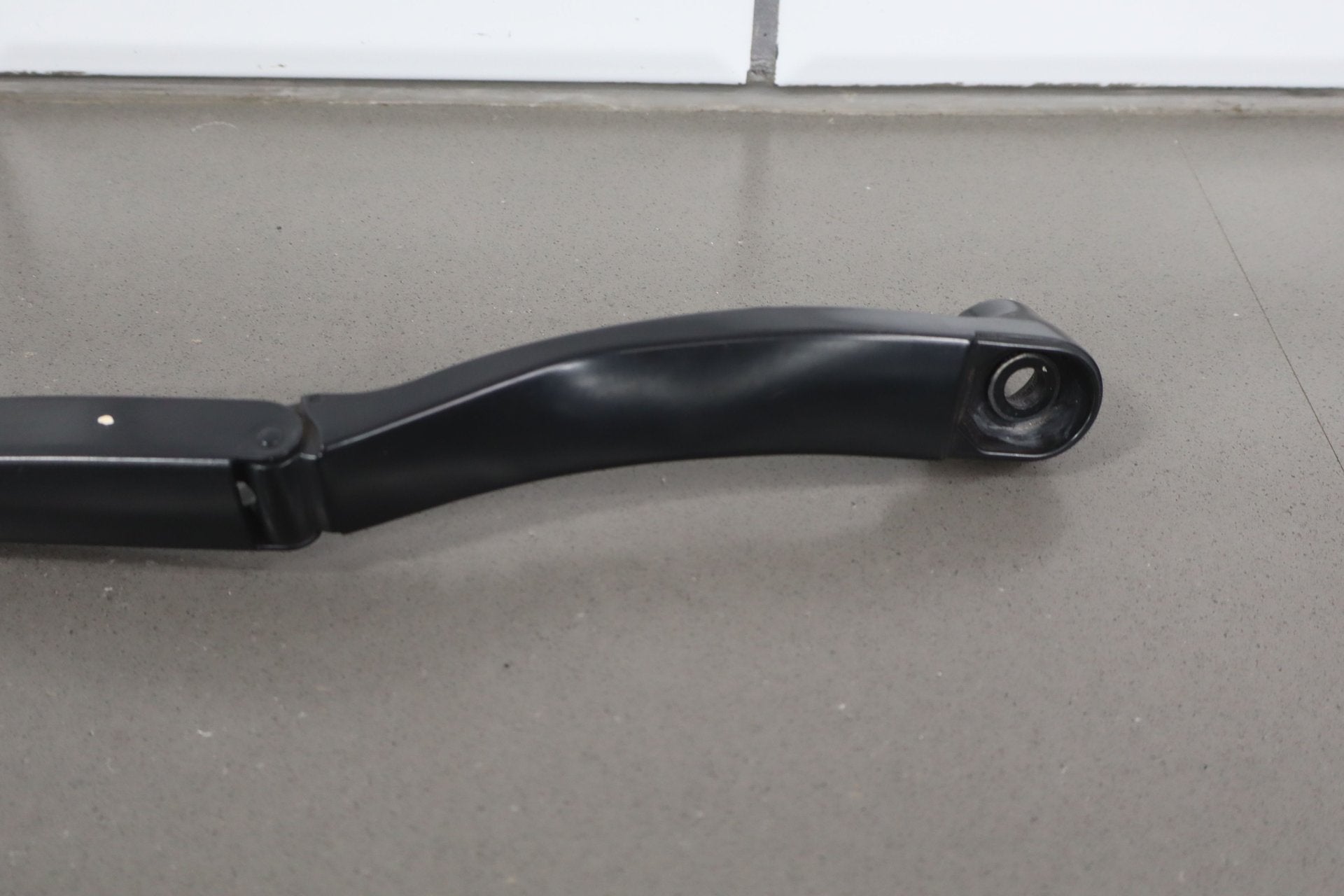 2005-2013 Chevrolet Corvette C6- Wiper Arm Pair