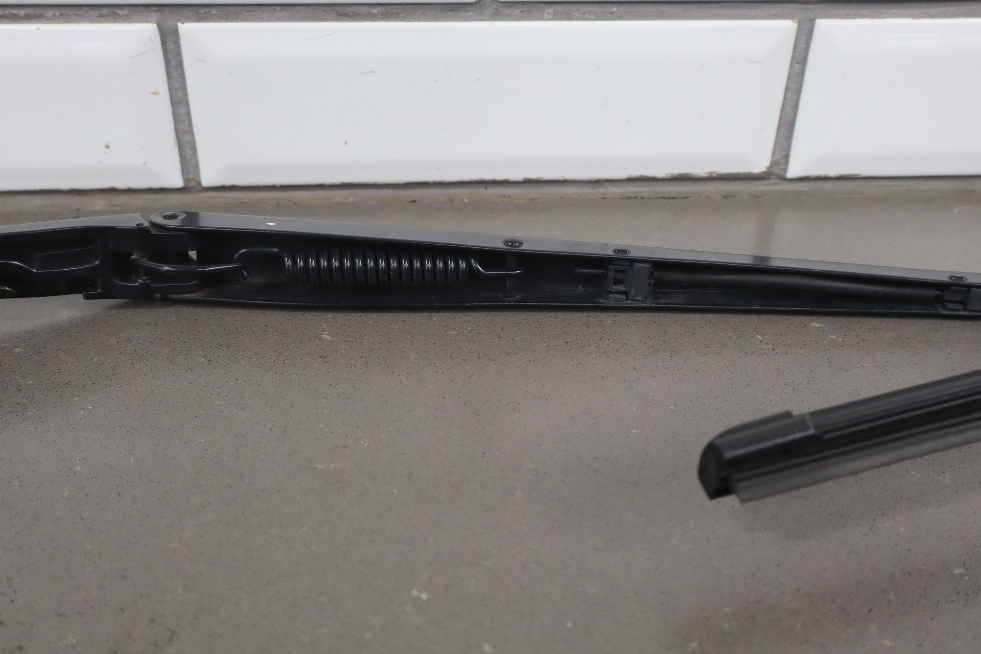 2005-2013 Chevrolet Corvette C6- Wiper Arm Pair