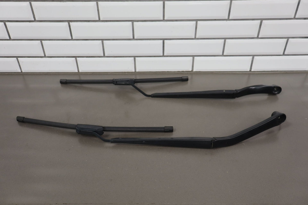 2005-2013 Chevrolet Corvette C6- Wiper Arm Pair